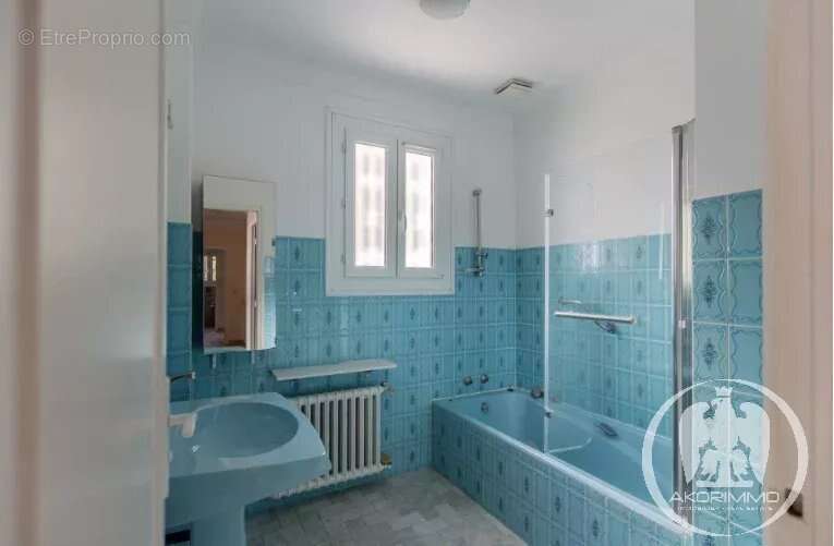 Appartement à LA TURBIE