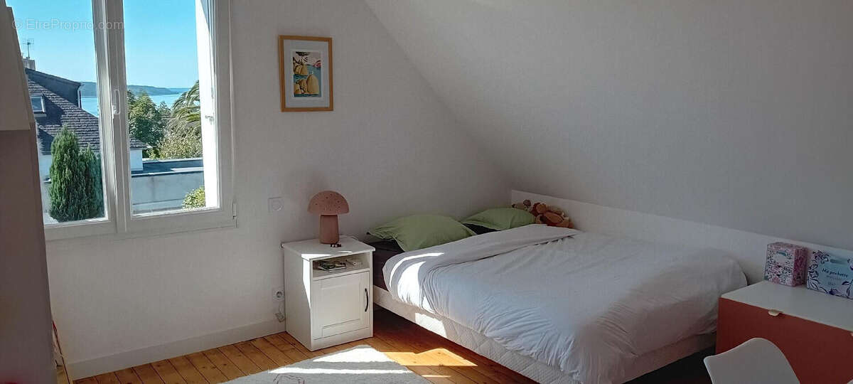 Maison à LE RELECQ-KERHUON