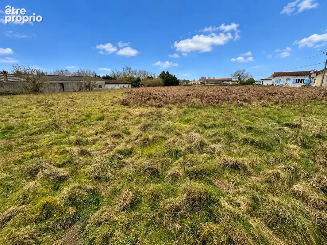 Terrain constructible de 5280m2 - photo 2