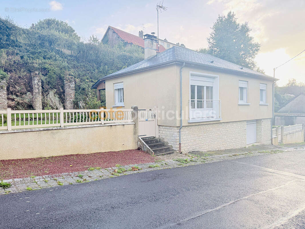 Maison à PONT-HEBERT