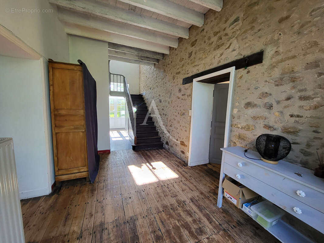 Maison à LE POIRE-SUR-VIE