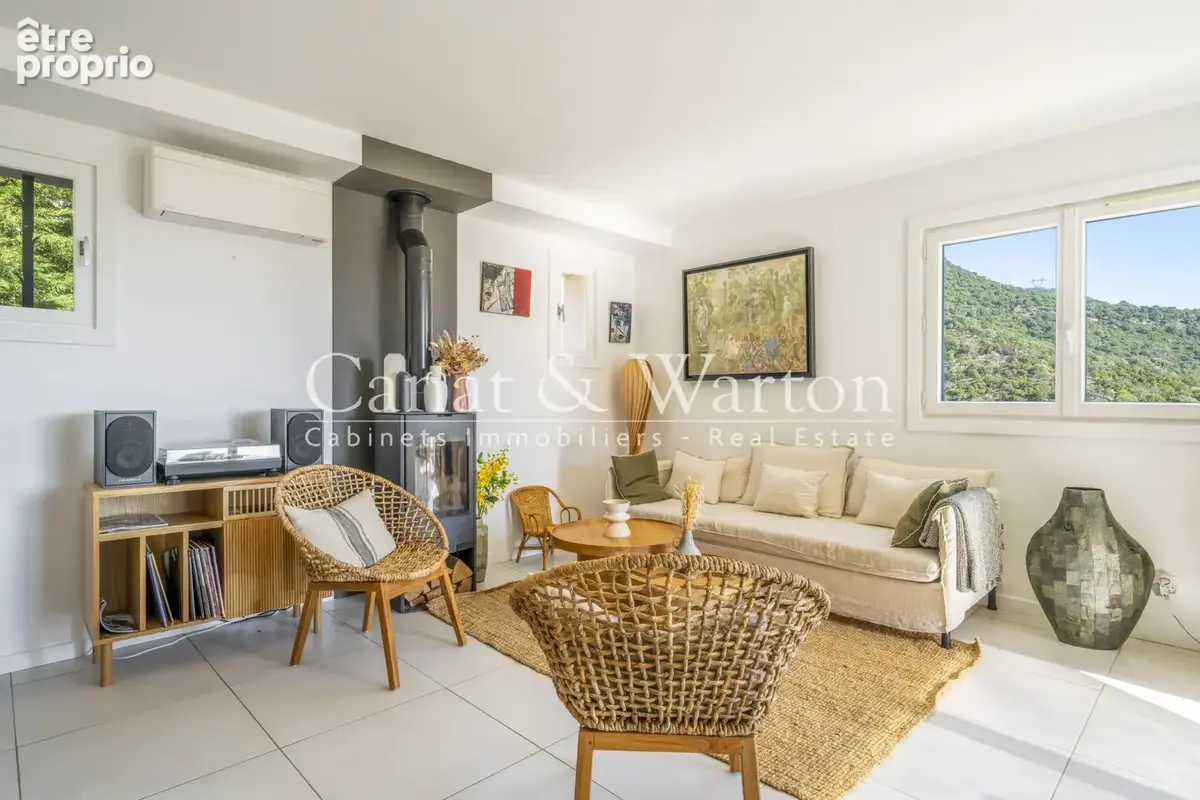Dans une impasse à cavalaire, villa avec vue mer & piscine - photo 5