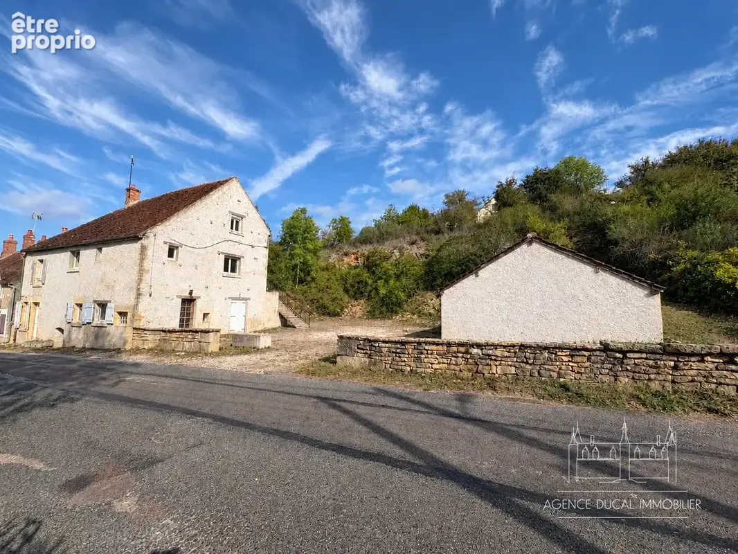 Appartement 172 m² à vendre à Clamecy (58500) - photo 1