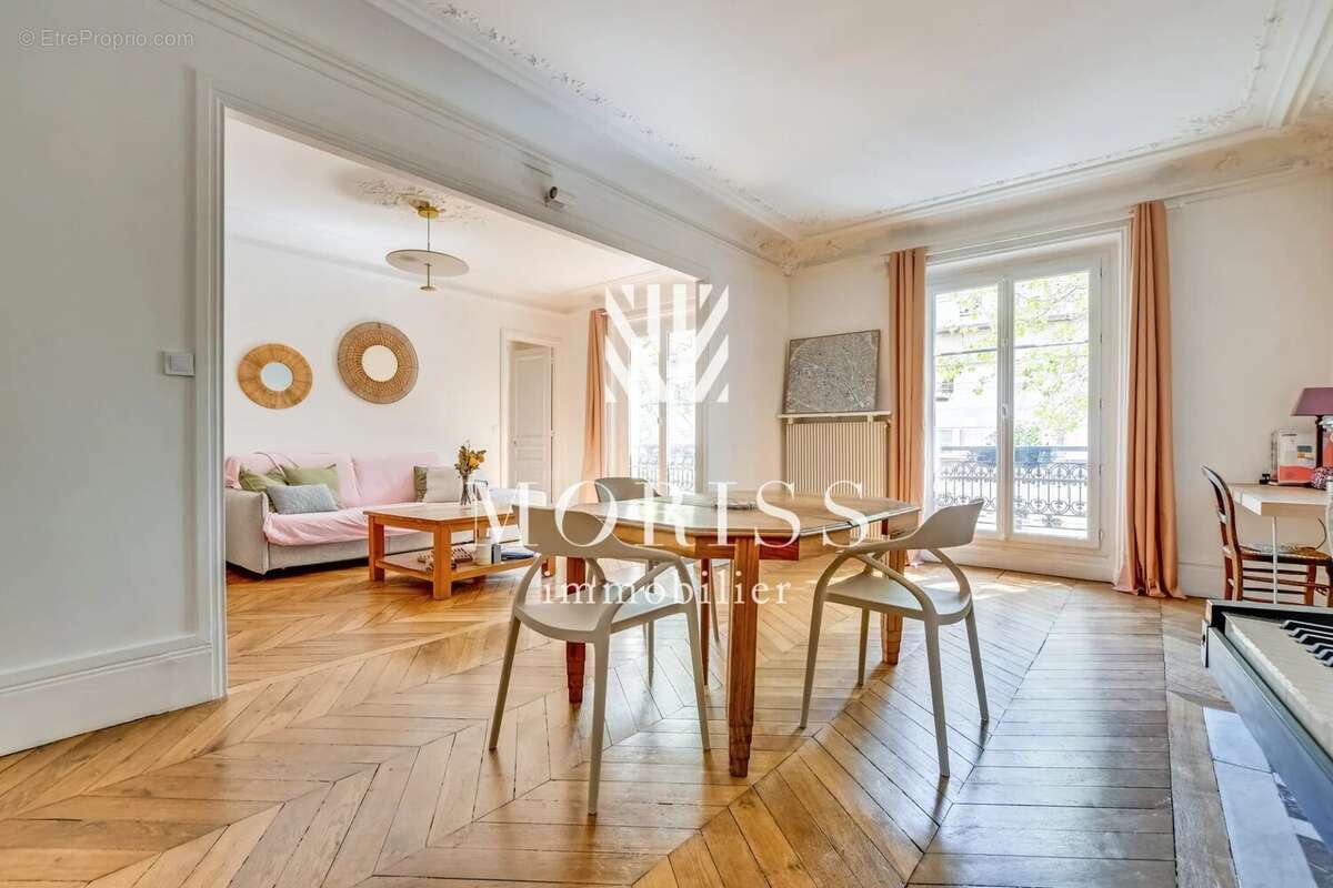 Appartement à PARIS-12E