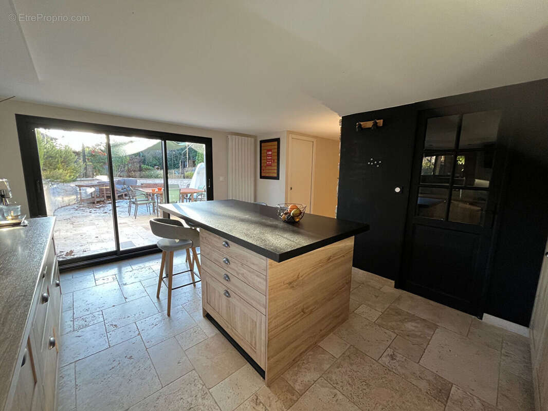 Maison à REVENTIN-VAUGRIS