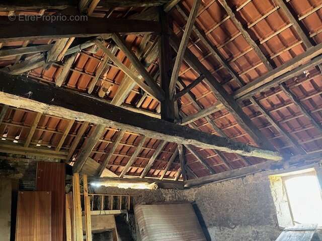 Maison à PRESSIGNAC