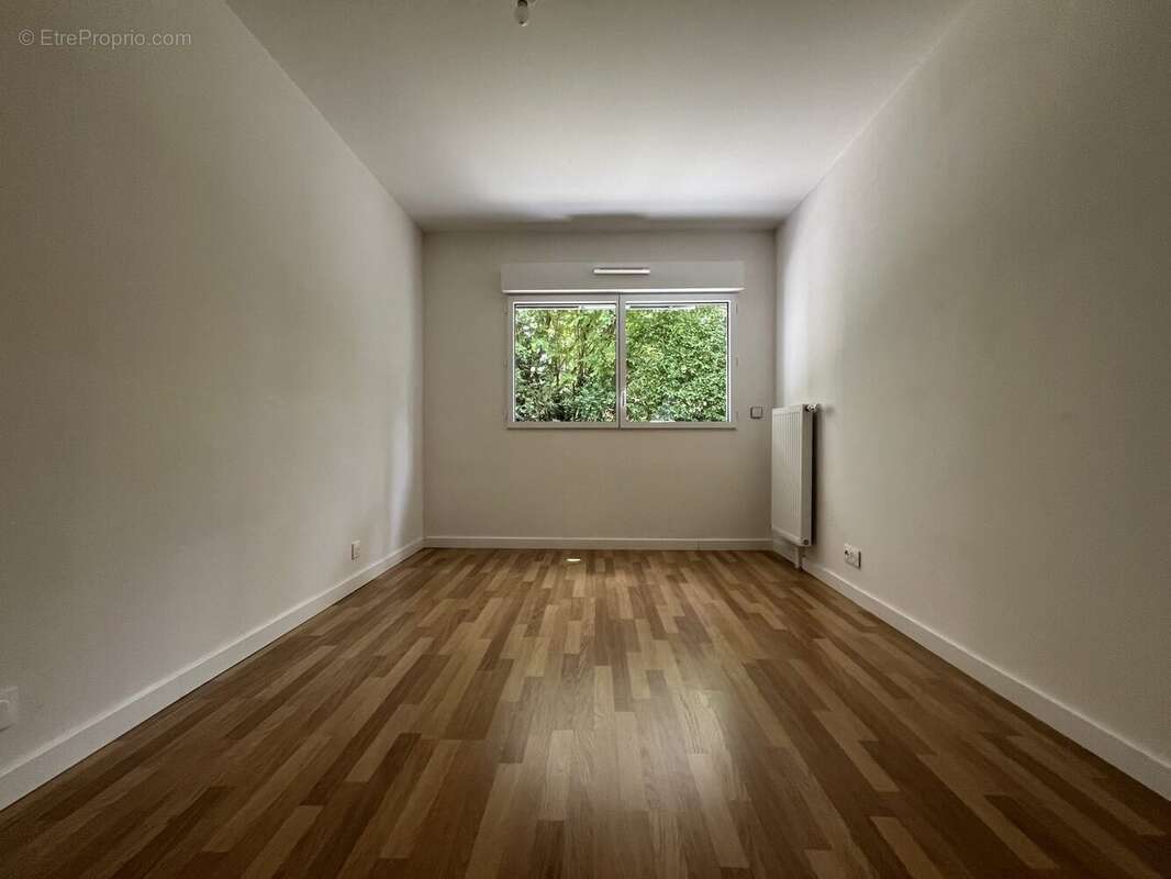 Appartement à LE MESNIL-ESNARD