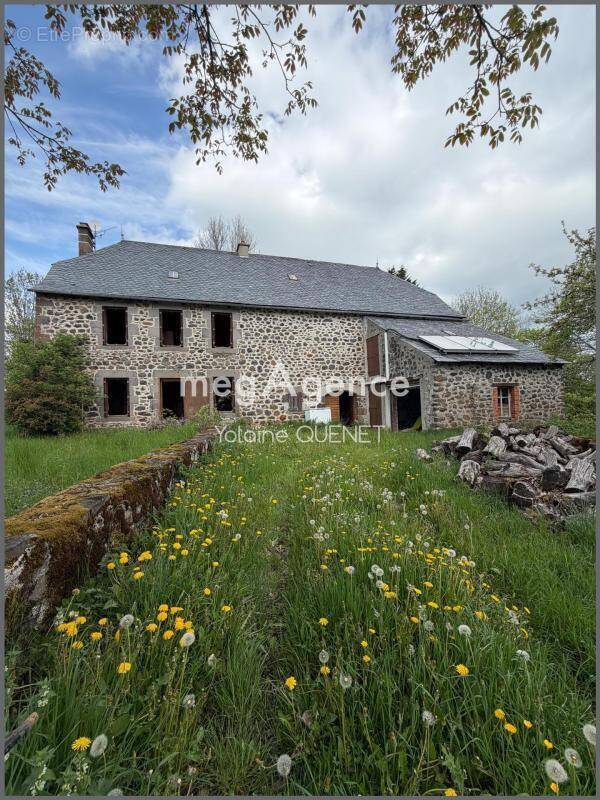 Maison à SAINT-MARTIN-SOUS-VIGOUROUX