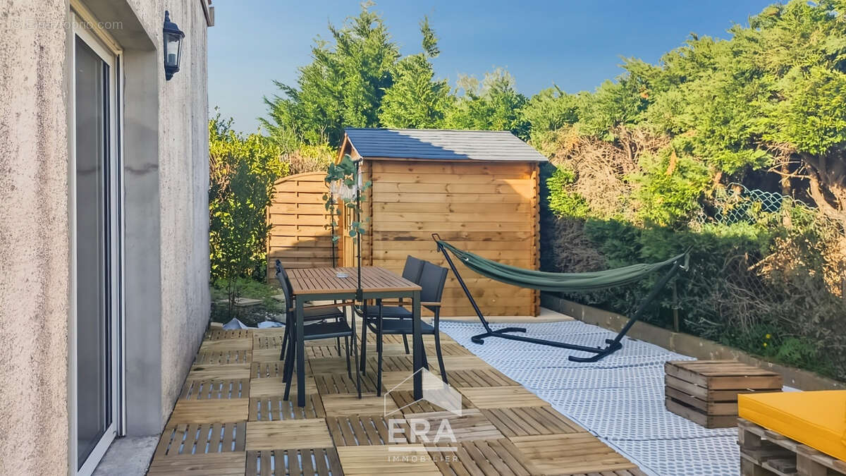 Maison à PAREMPUYRE