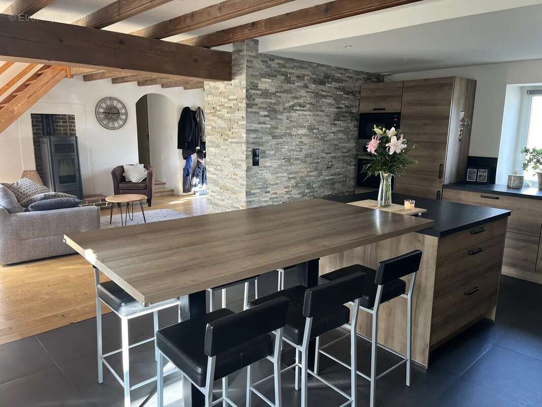 Maison à MONTBERT