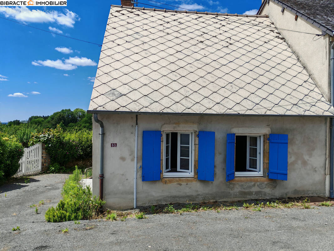 Maison à SEMELAY