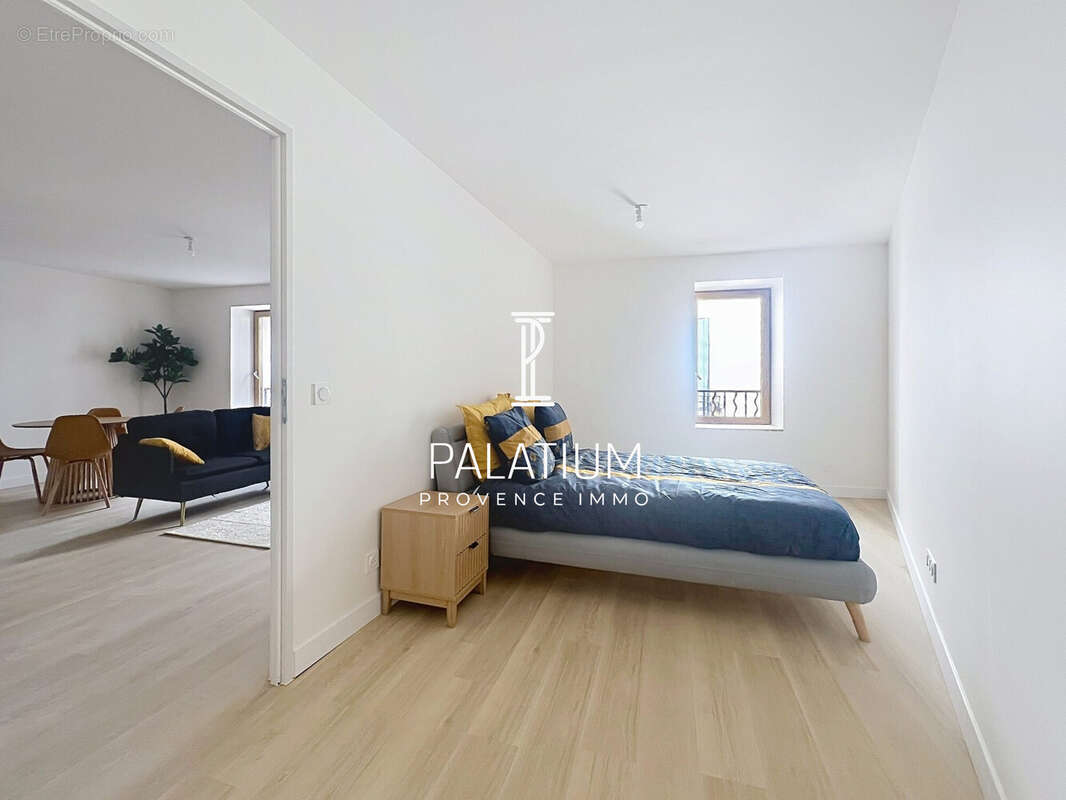 Appartement à TRETS