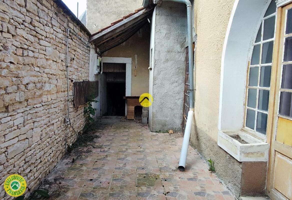 Maison à LEVET