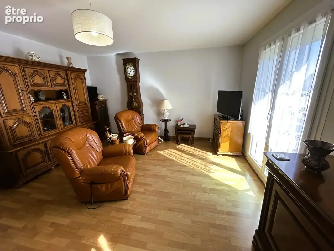 APPARTEMENT TYPE 3 avec balcon et Parking - photo 2
