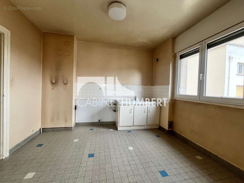 Appartement à SAINT-ETIENNE