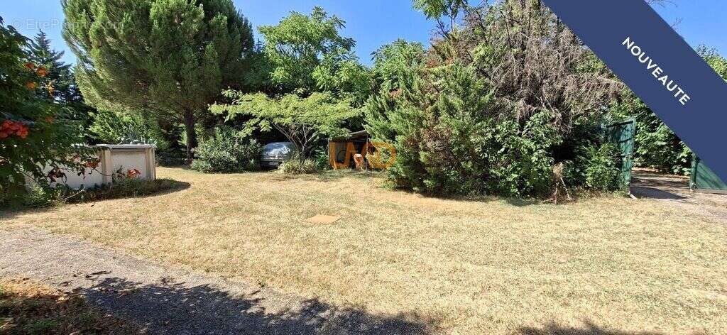 Terrain en zone artisanal pour entreprise - photo 2
