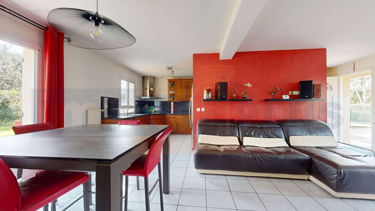 Maison à BOIS-D'ARCY