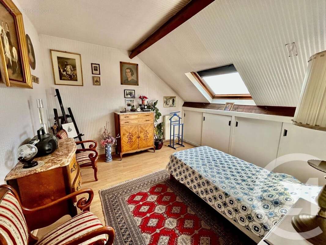 Maison à SAINT-GRATIEN