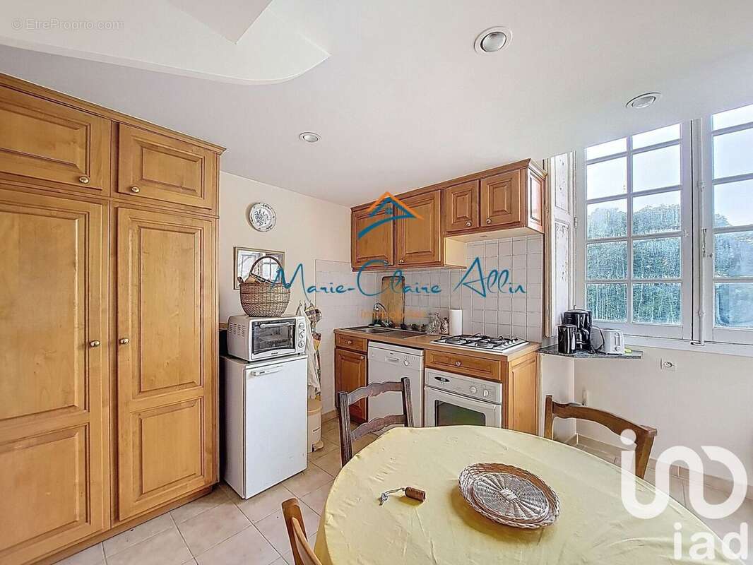 Appartement 88 m² à Avaray  - photo 8