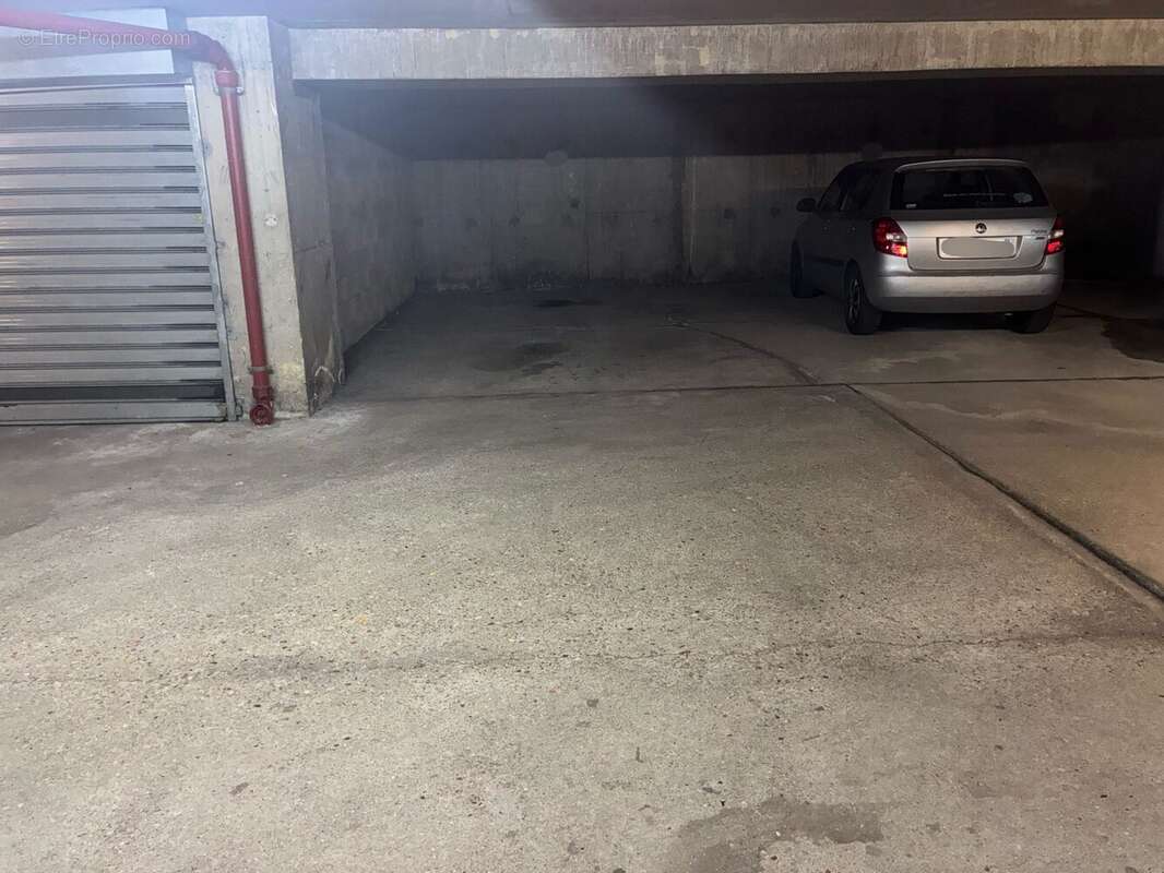 Parking à NOGENT-SUR-MARNE