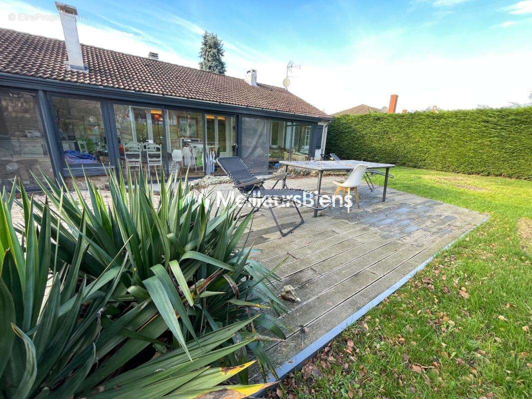 Maison à LA LONGUEVILLE