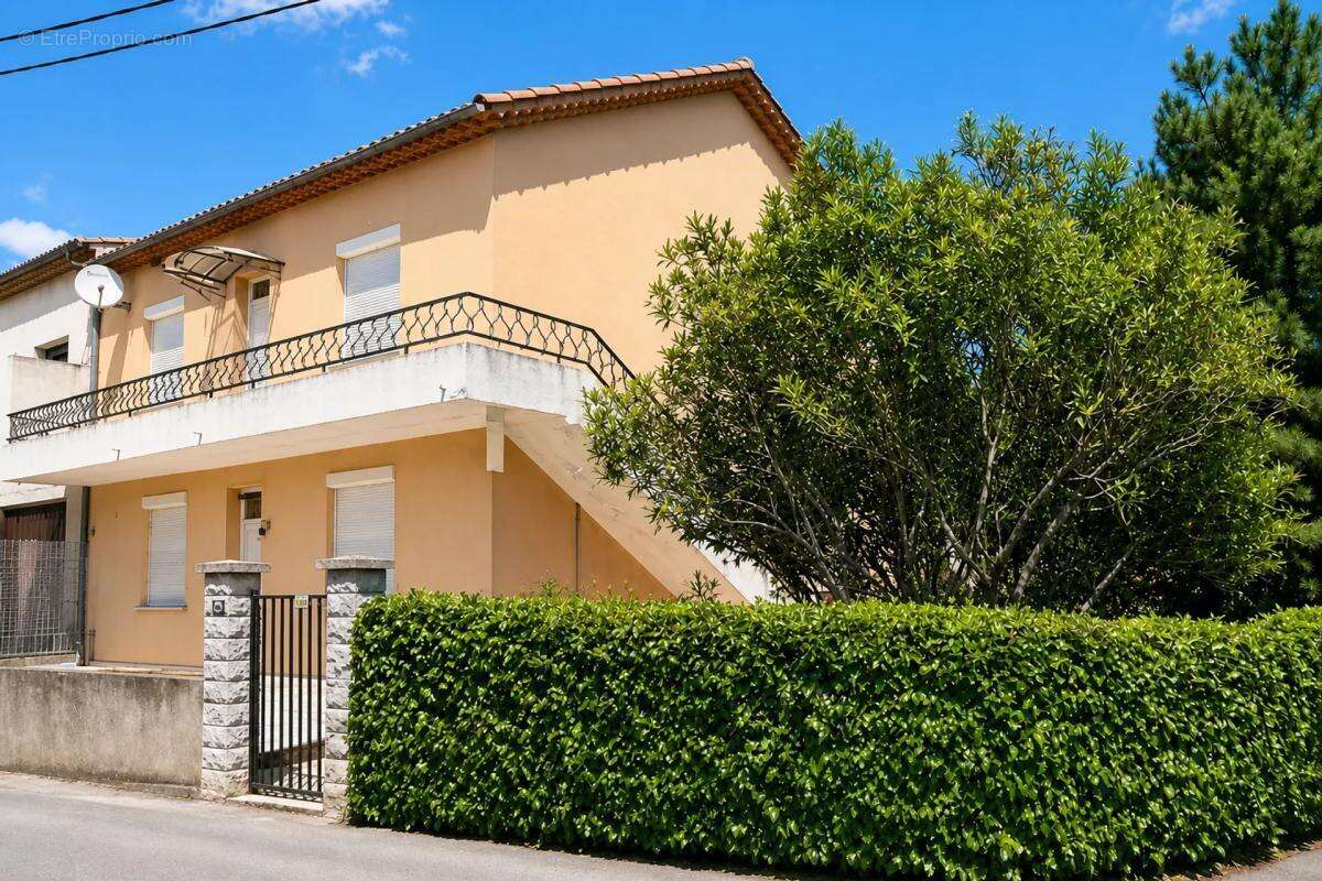 Maison 152m² avec jardin à Les Salles-du-Gardon - photo 2