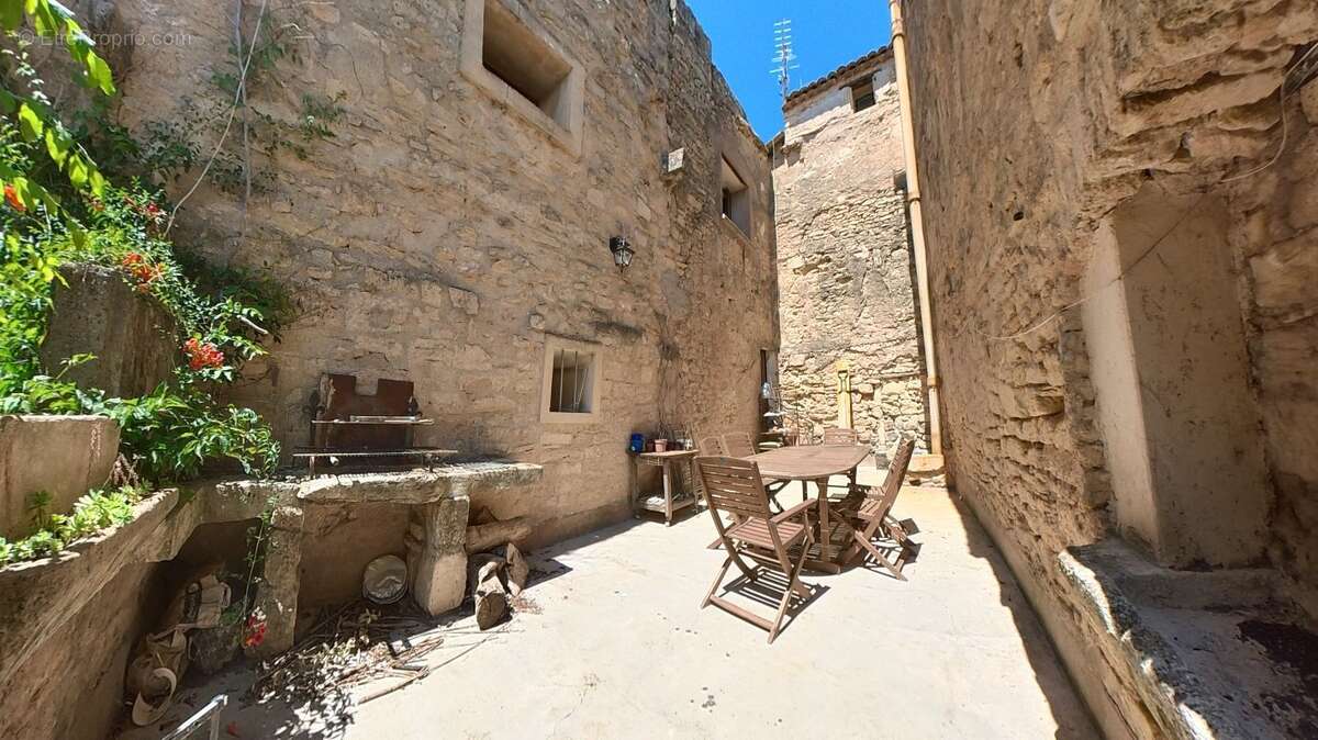 Maison à NEZIGNAN-L'EVEQUE