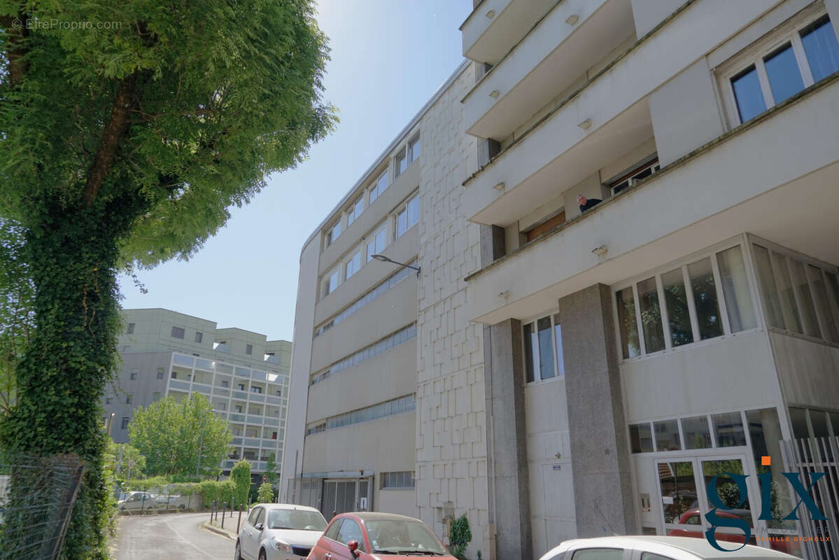 Appartement 122 m² à Grenoble  - photo 3