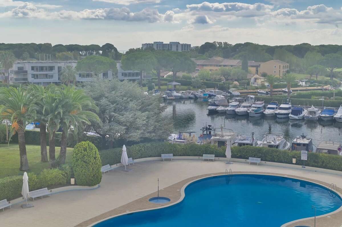 Appartement à MANDELIEU-LA-NAPOULE