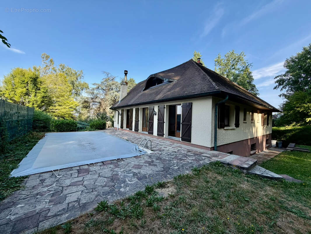 Vente superbe villa, 7 pièces, 188 m2, sur terrain de 16,70 ares avec piscine LURE - photo 26