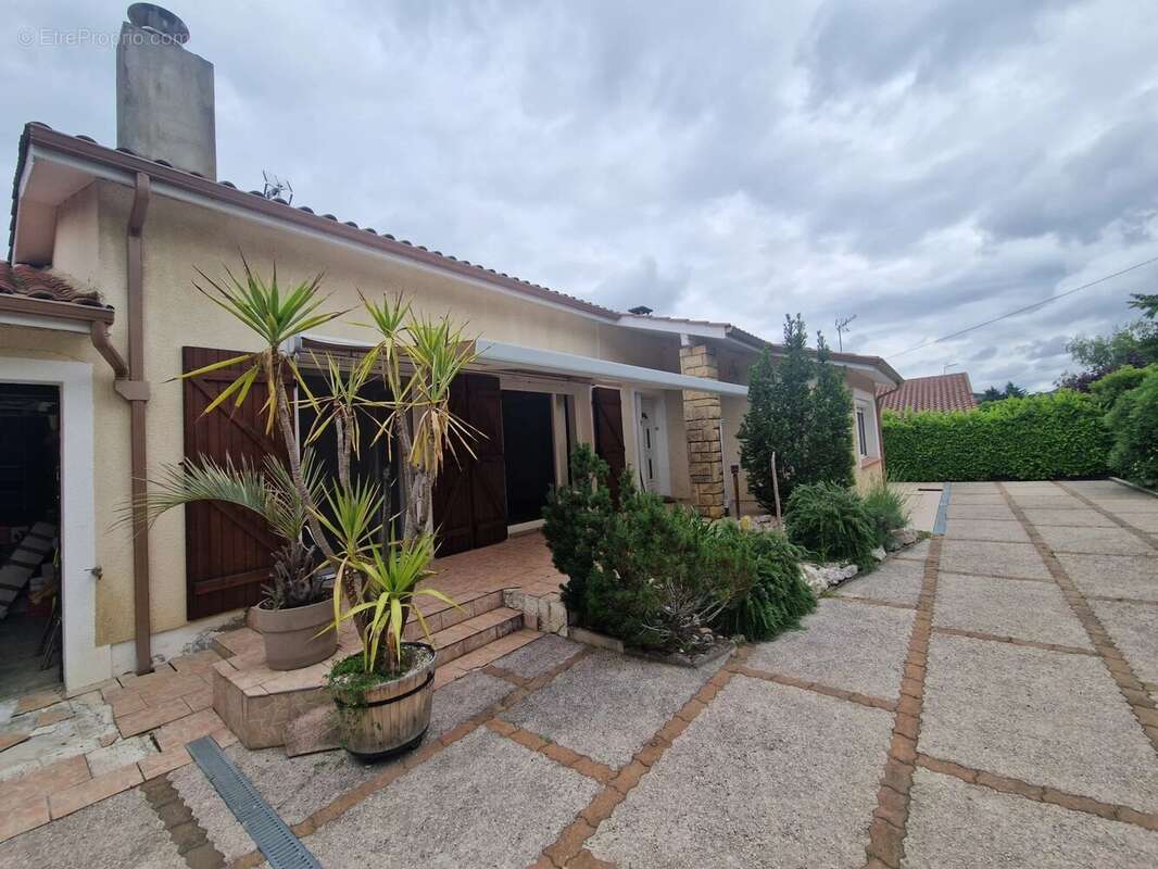 Maison à PESSAN