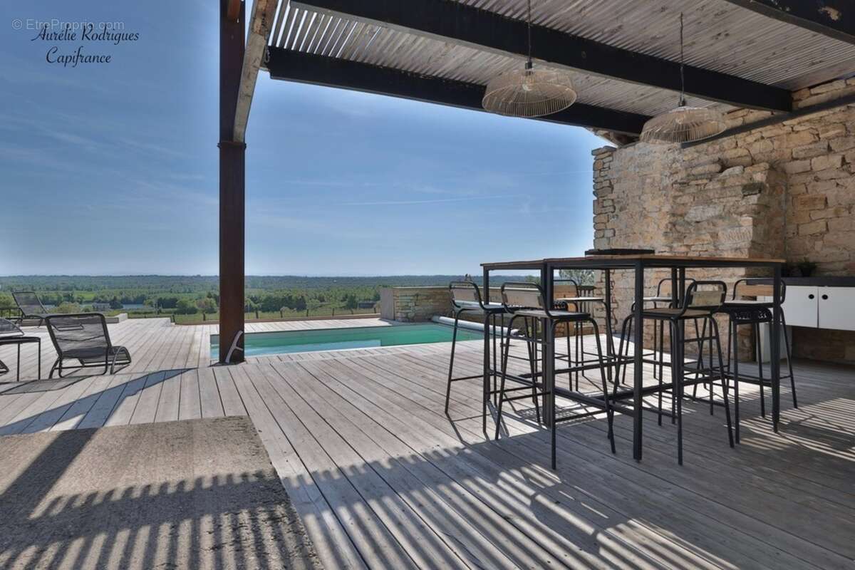 Maison à vendre 7 pièces SAINT MARTIN BELLE ROCHE (71) - photo 17