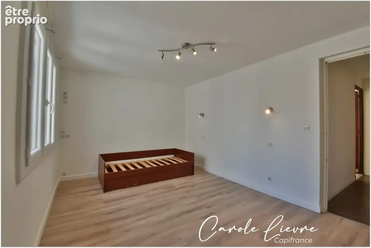 Maison de 141 m² avec terrasse sans vis à vis, garage et appartement indépendant - photo 9