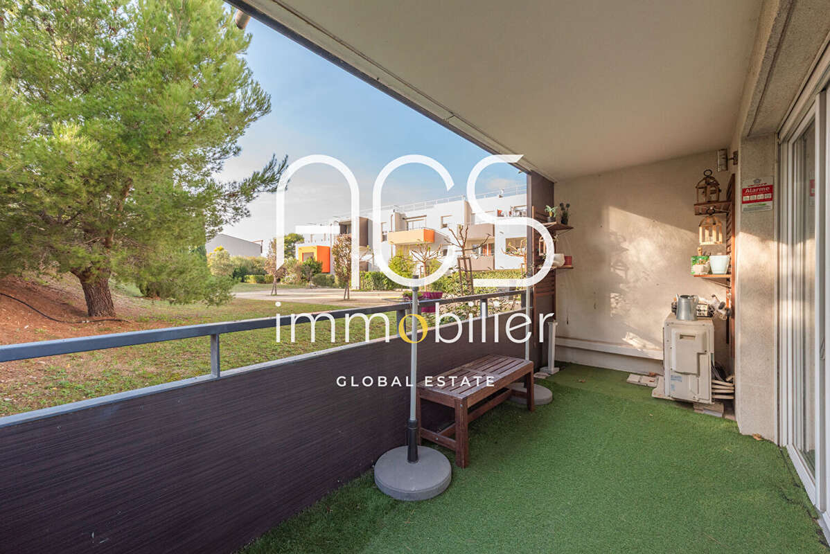 Appartement à CHATEAUNEUF-LES-MARTIGUES