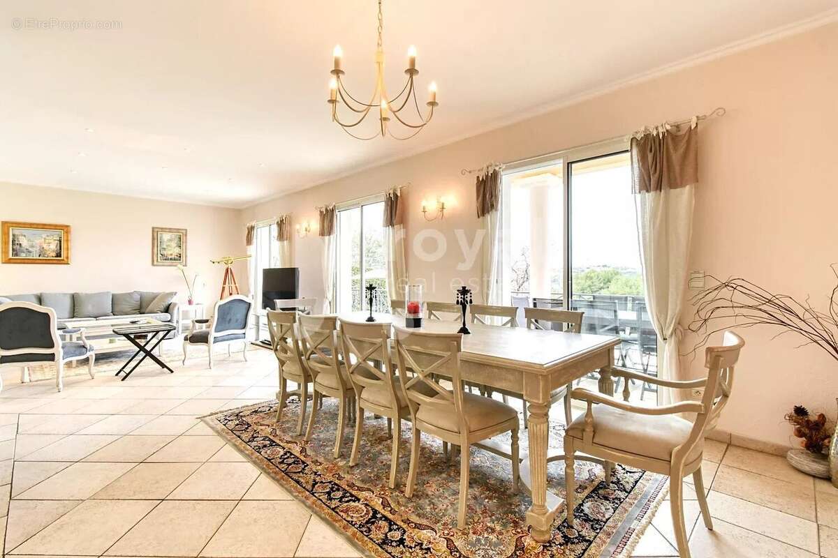 Villa familiale avec vue - Royal Mougins Golf - photo 8