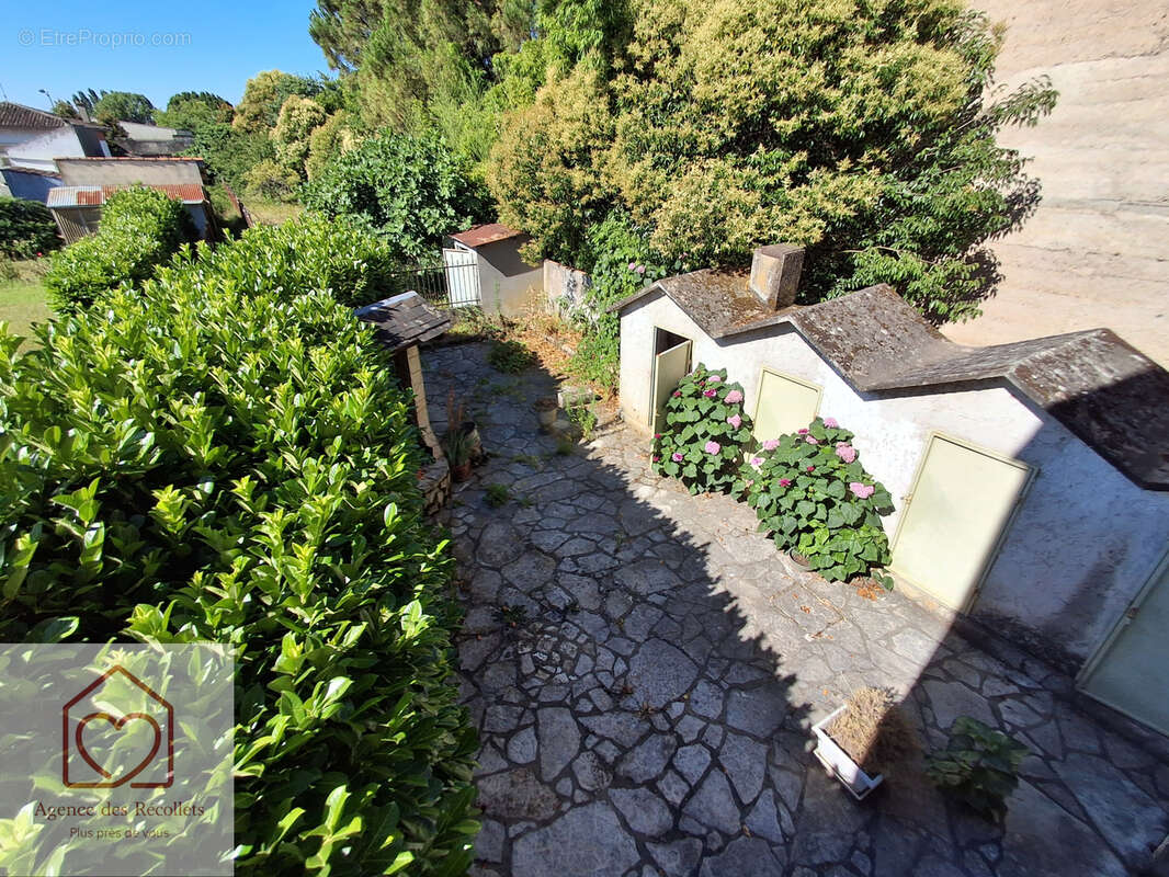 Maison avec jardin et grand  garage - photo 14