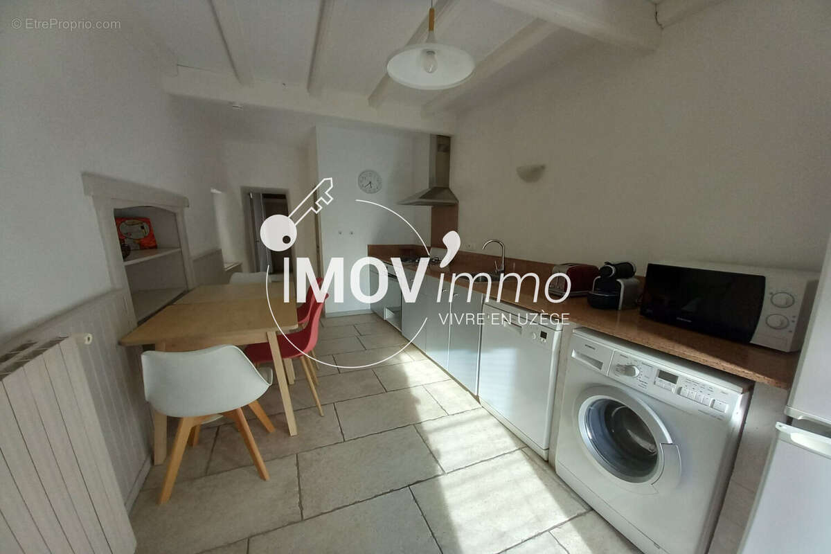 Maison à SAINT-QUENTIN-LA-POTERIE