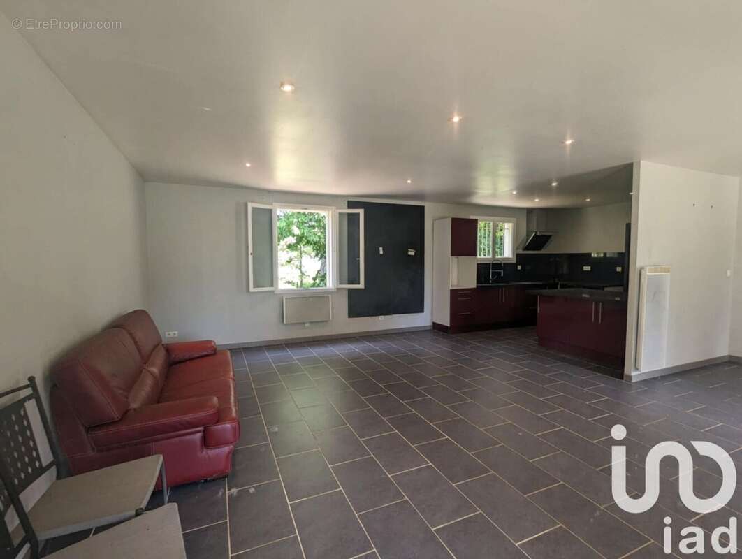 Photo 9 - Maison à MONTGUYON