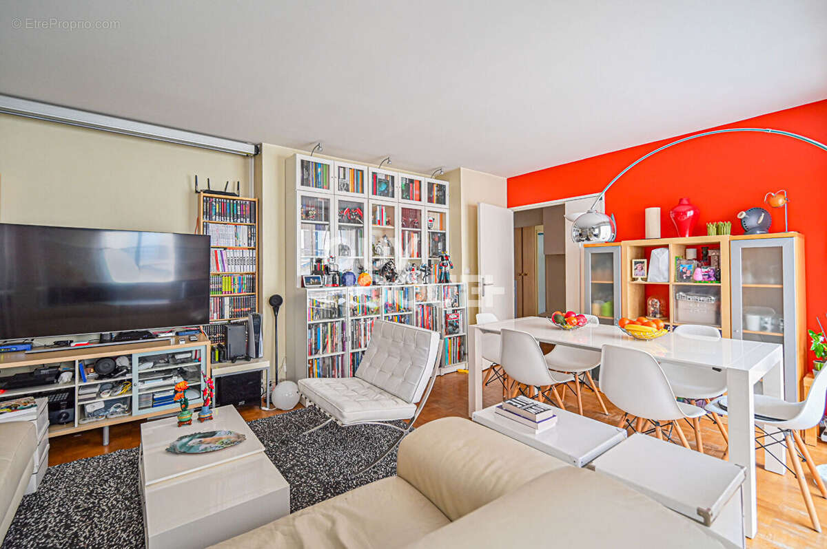 Appartement à PARIS-12E