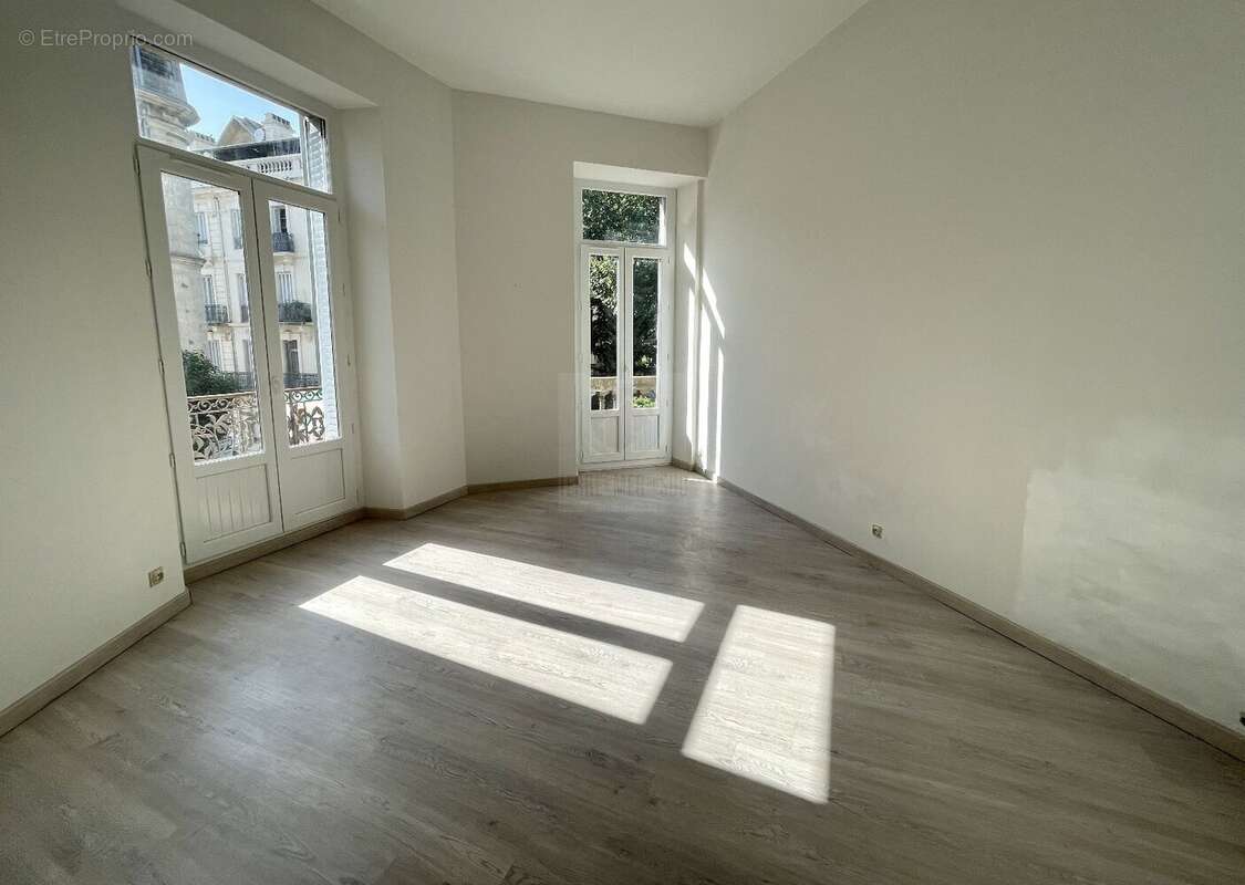 Appartement à BEZIERS