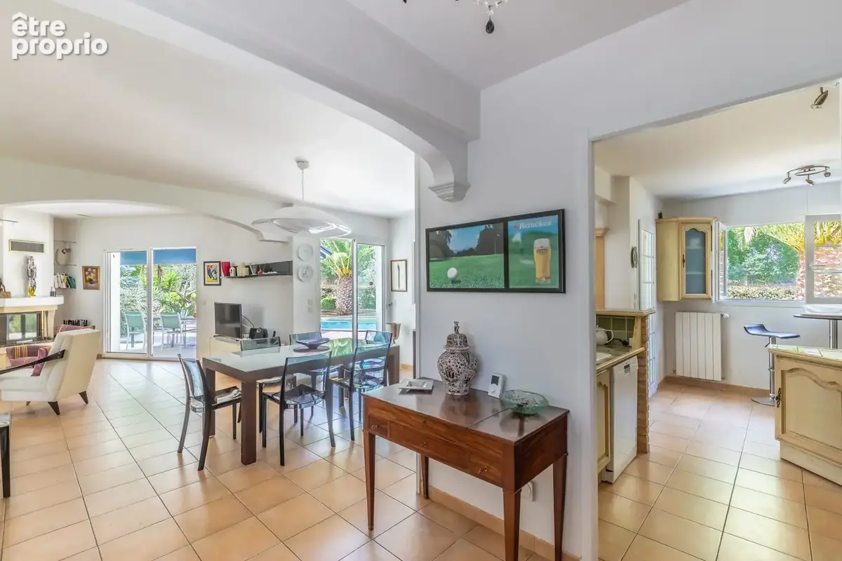 Maison 6 pièces 148 m² à vendre à Bassussarry (64200) - photo 5