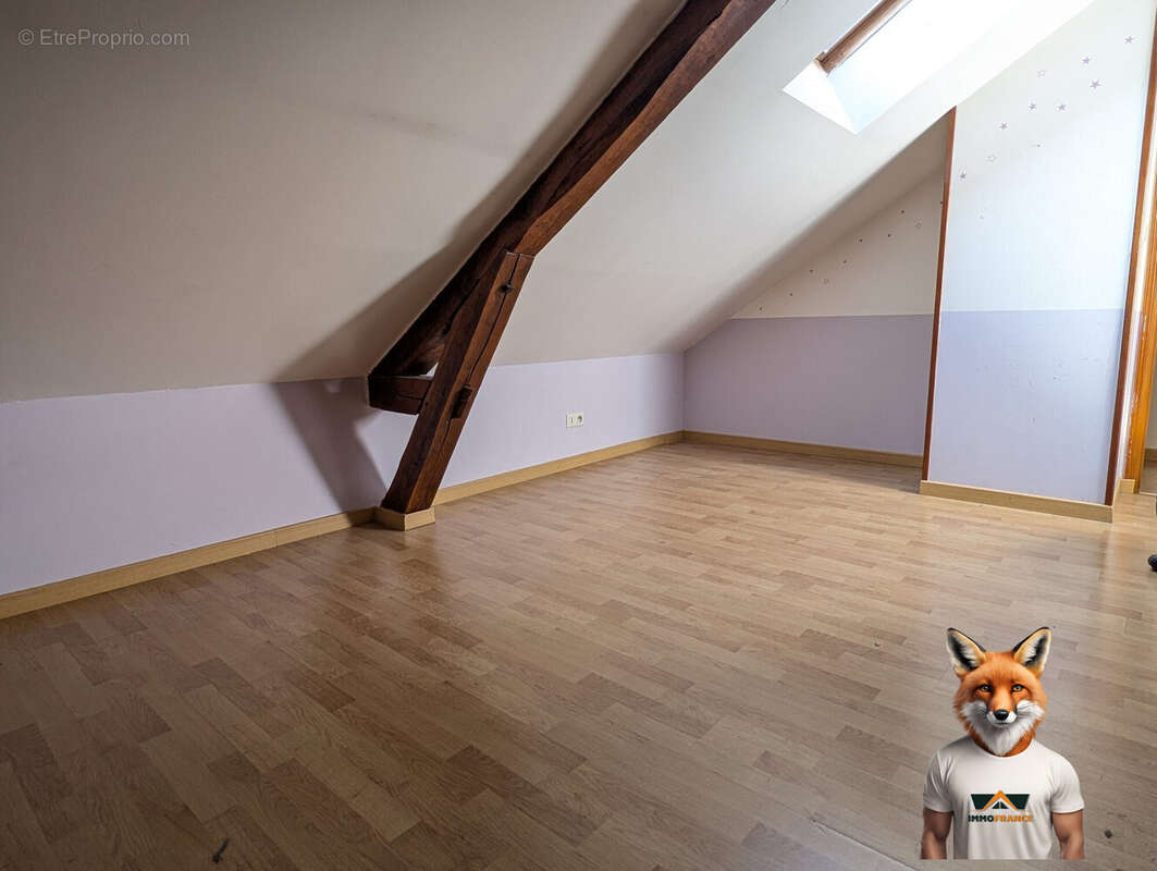 Appartement à PONT-SAINTE-MARIE