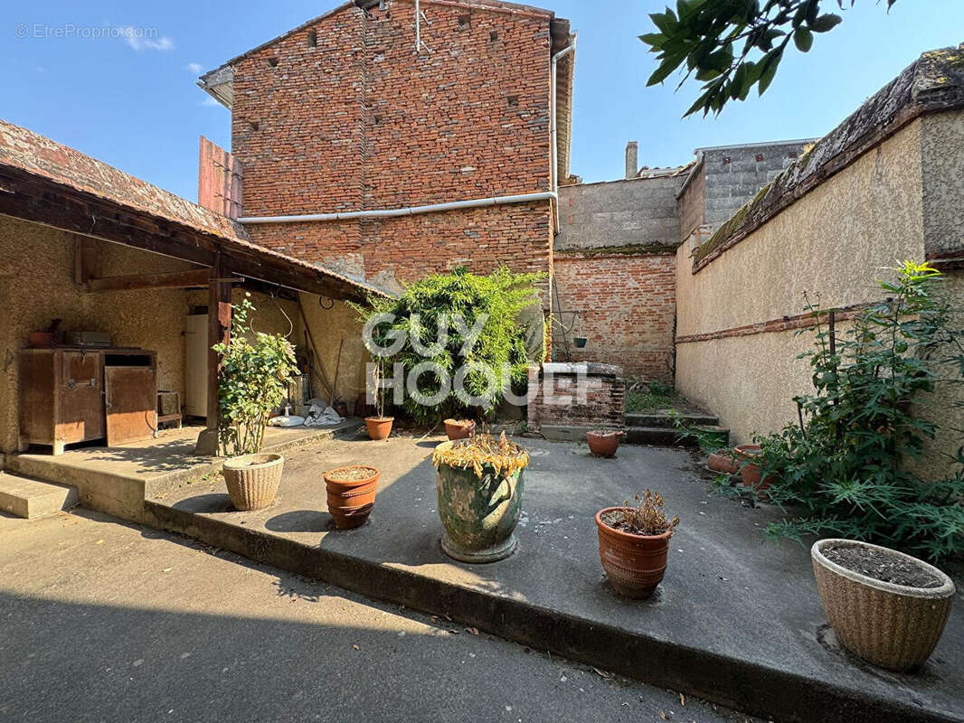 Maison de caractère - 212m² - potentiel exceptionnel - photo 5