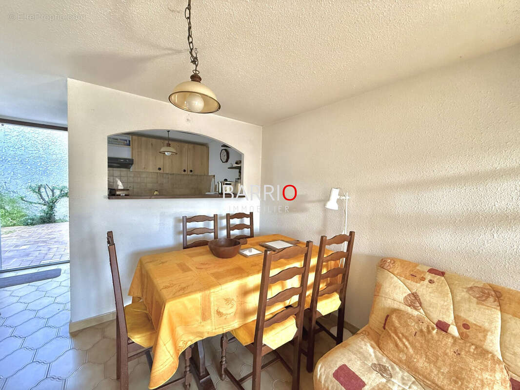 Maison à SAINT-CYPRIEN