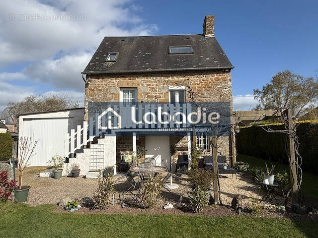 Maison à LA LANDE-PATRY