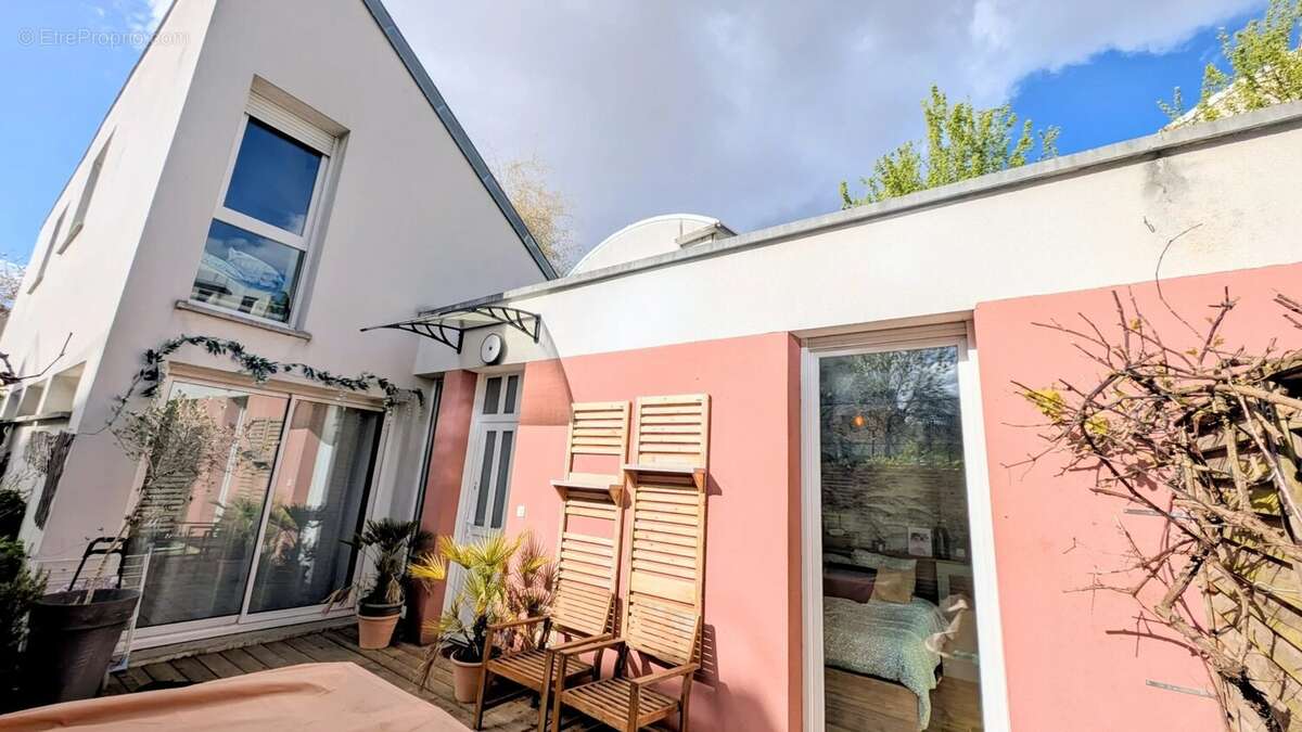 Maison à ROMAINVILLE