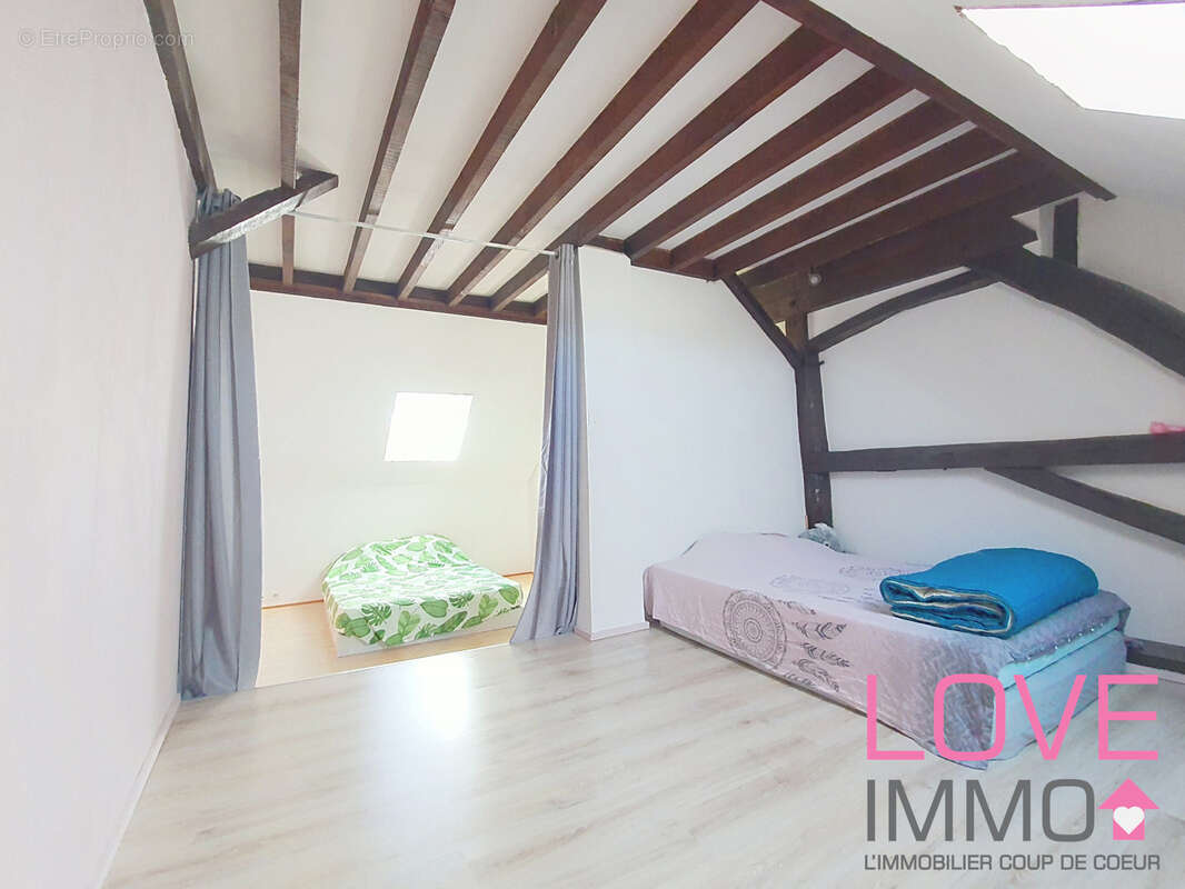 Maison à LES ABRETS