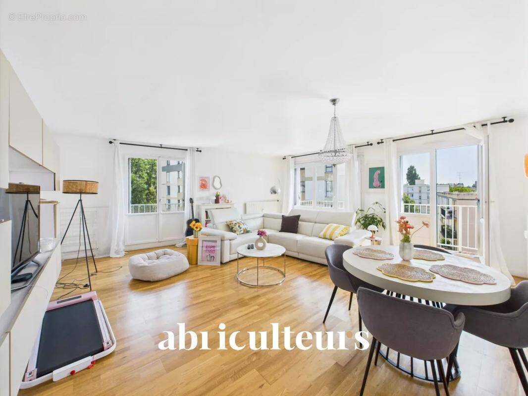 Appartement à NOGENT-SUR-MARNE