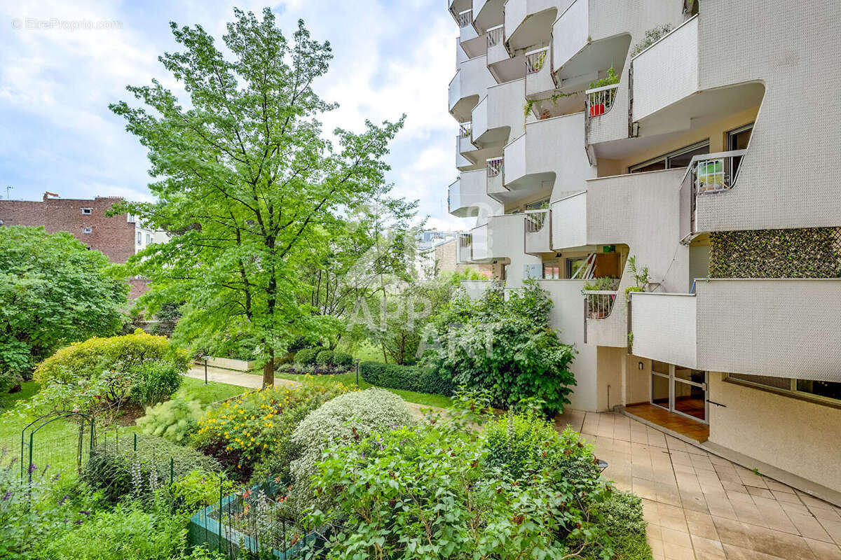 Appartement à PARIS-20E