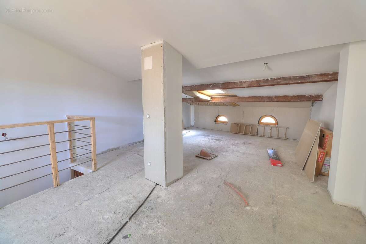 Maison à COURSEGOULES